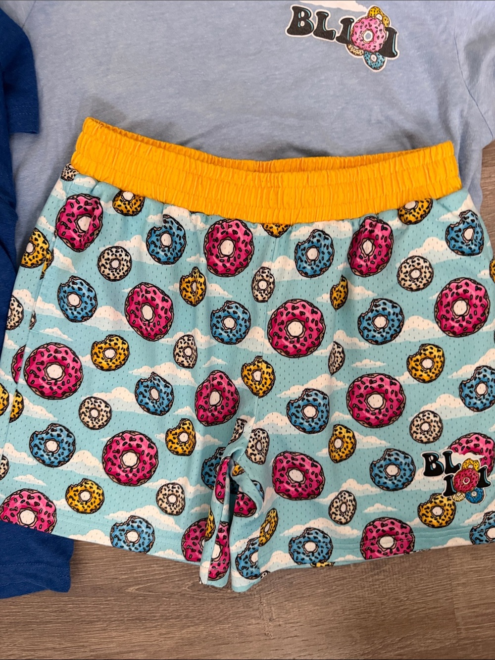 Baseball Lifestyle 101- Shirts and Shorts - Picture 3 of 8